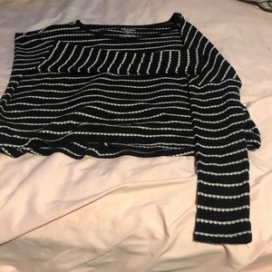 long sleeve crop top